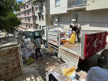 Bornova Ağaç Dal Atımı